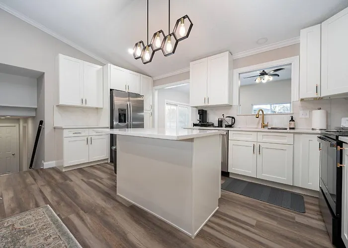 Gahanna Family-friendly 4br Retreat • King Bed *