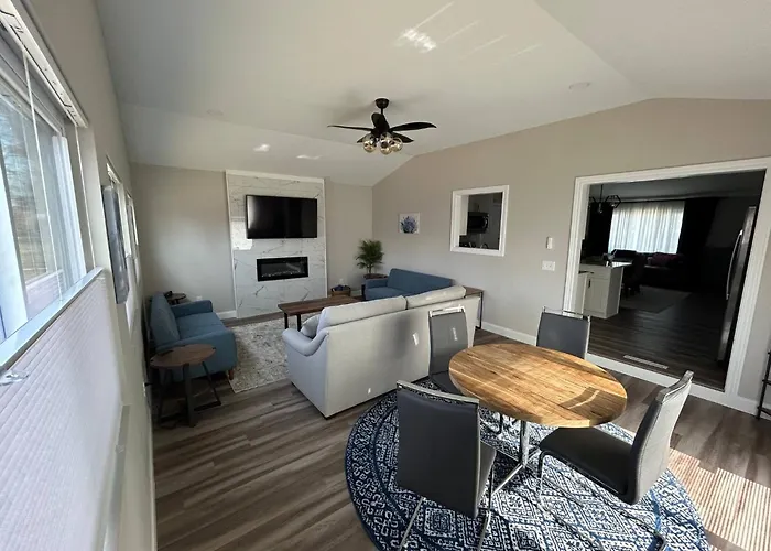 Holiday home Gahanna Family-friendly 4br Retreat • King Bed
