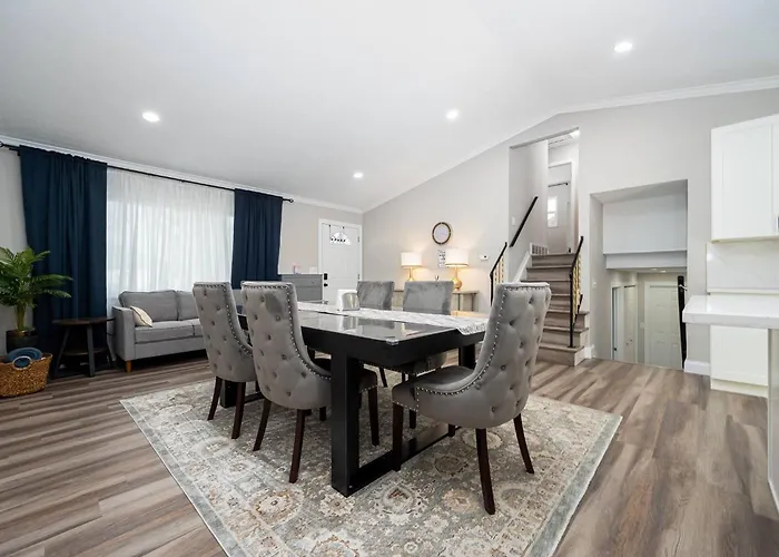Gahanna Family-friendly 4br Retreat • King Bed Holiday home *