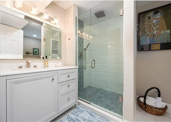 Gahanna Family-friendly 4br Retreat • King Bed Columbus