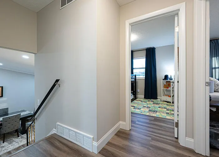 Gahanna Family-friendly 4br Retreat • King Bed